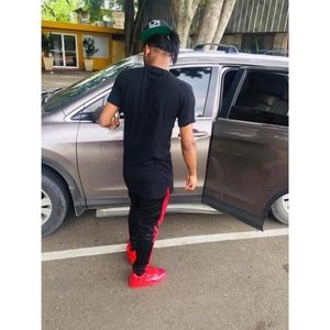 Meet your Posher, Elmayor